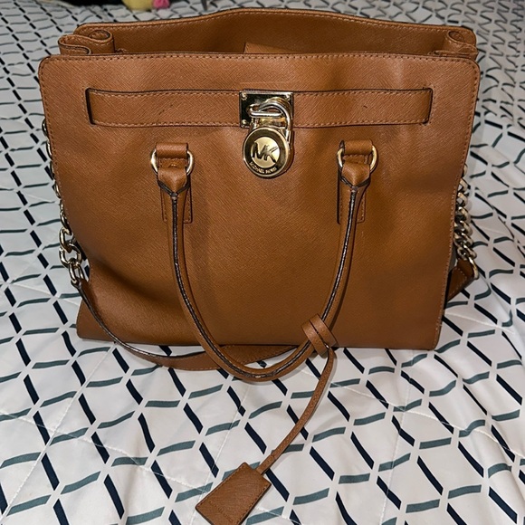 Michael Kors Hamilton Saffiano Leather E/w Satchel Dark Khaki - Picture 1 of 11